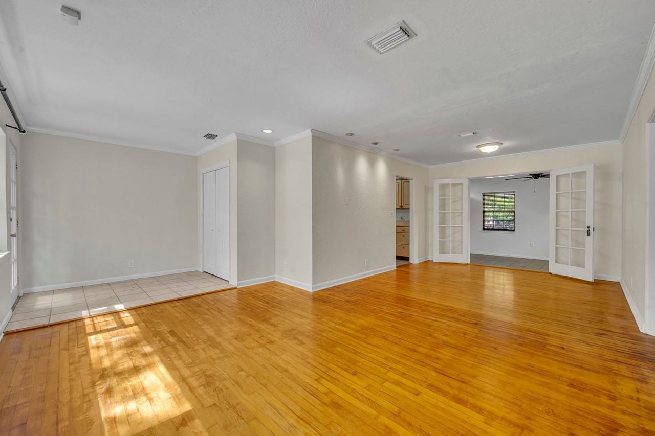 1816 Mizell Ave - Photo 7 of 32