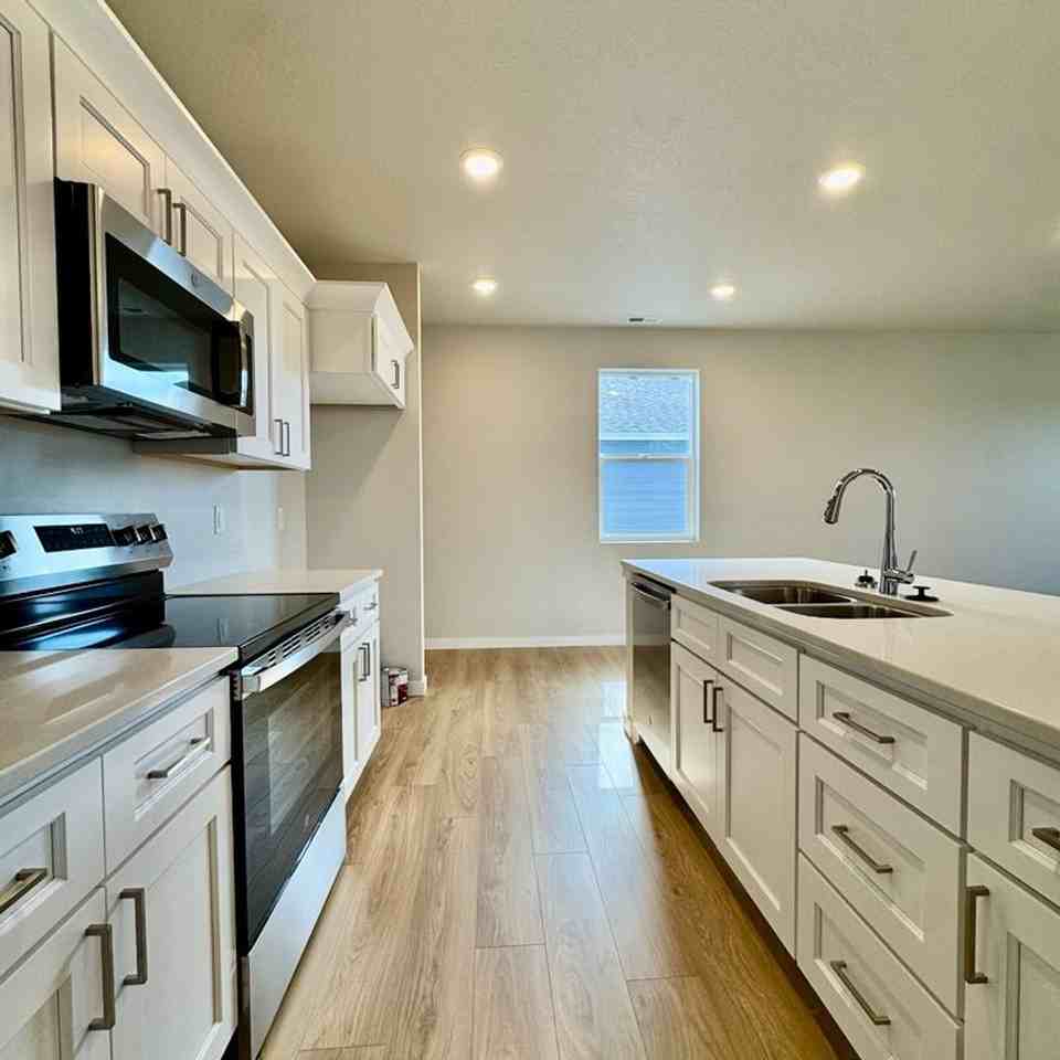 5087 E Norma Ave - Photo 6 of 17