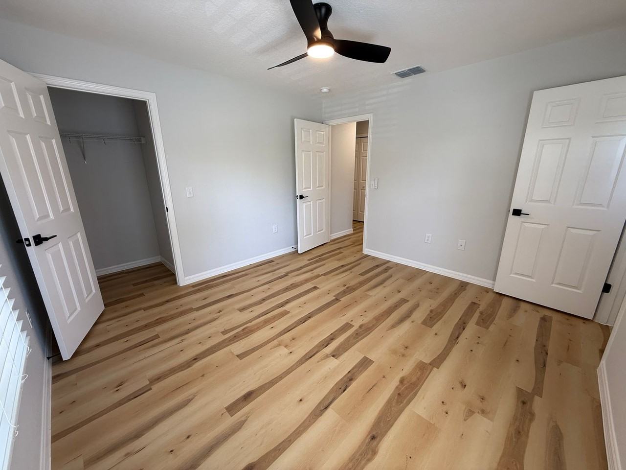 2653 Grand Island Shores Rd - Photo 4 of 19