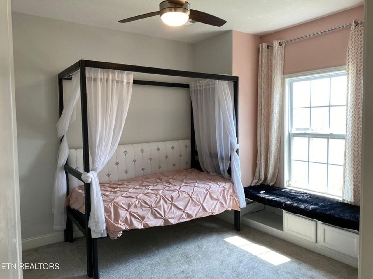 1426 Remington Grove Ln - Photo 6 of 33