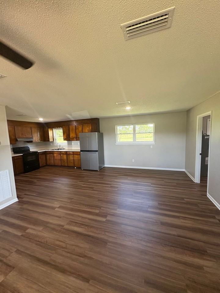 904 County Road 514 - Photo 3 of 10