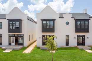 18814 Selah Way - Photo 1 of 1