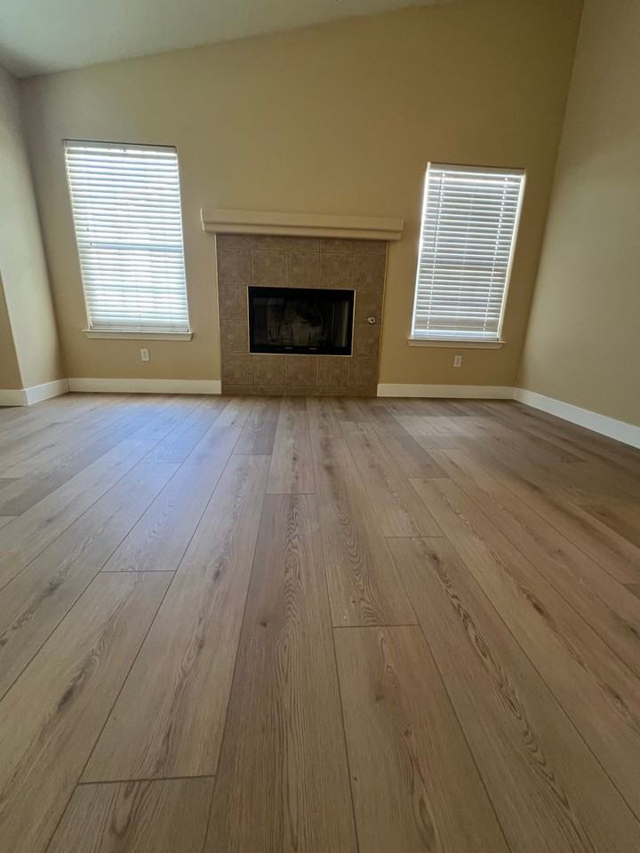 4205 Serene Oak Dr - Photo 5 of 18