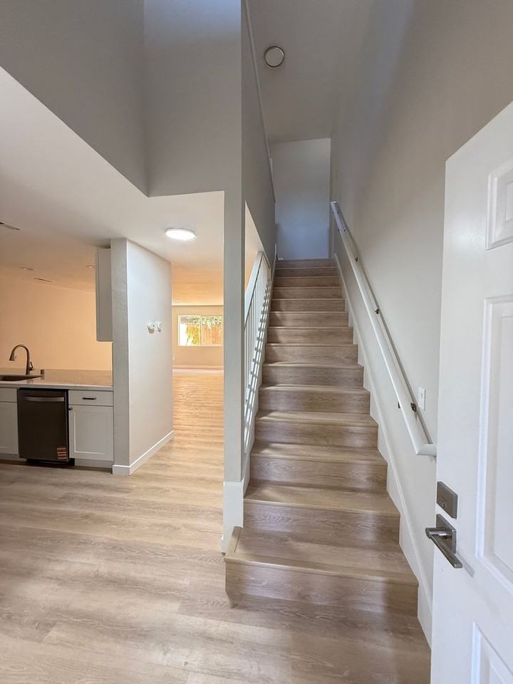 5717 136th St Se - Photo 3 of 22