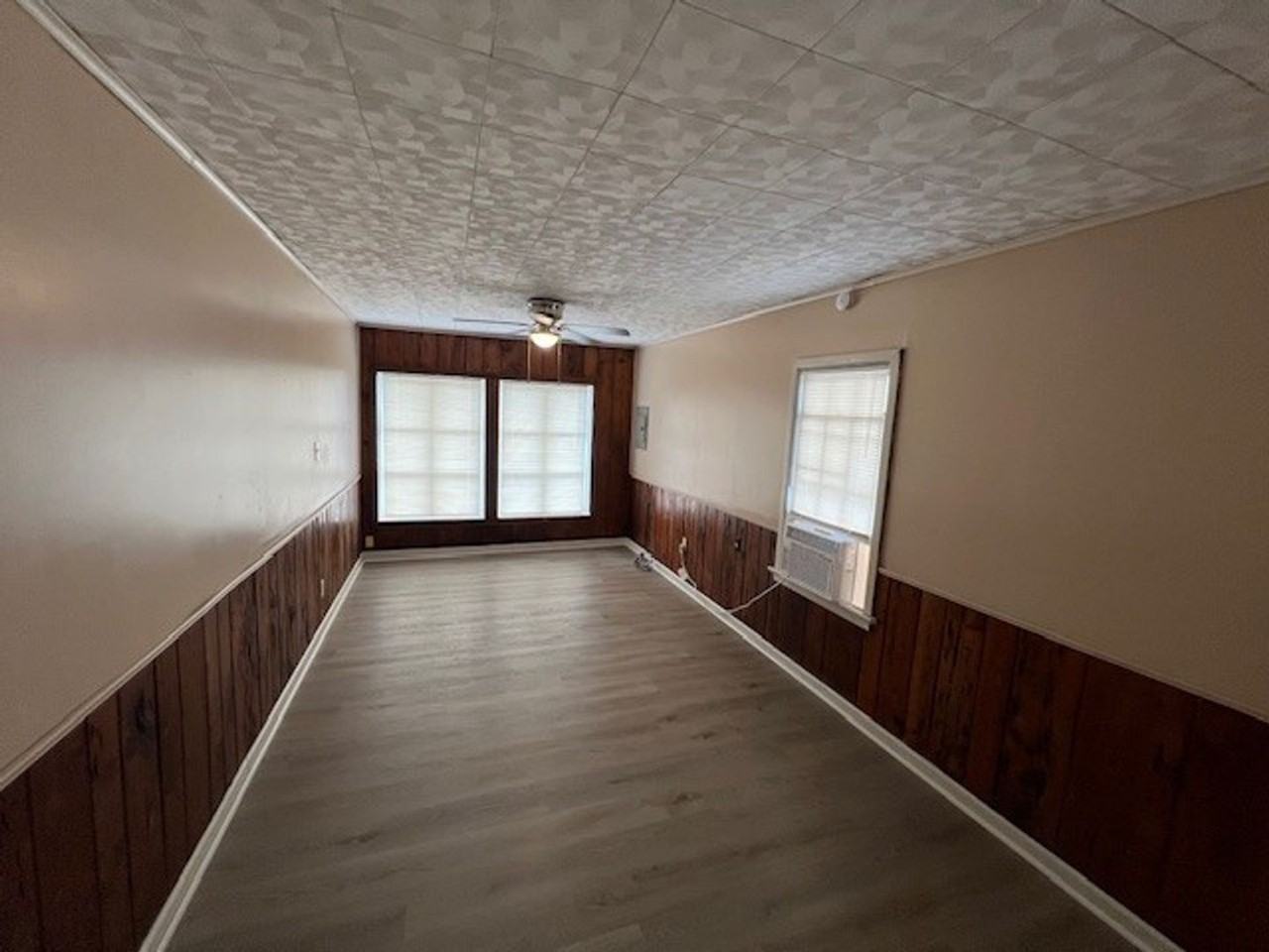 216 Brundrette St - Photo 5 of 8