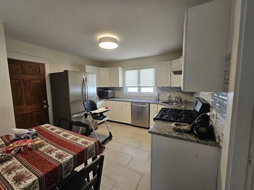 18 Banks Street #1 - Photo 3 of 8