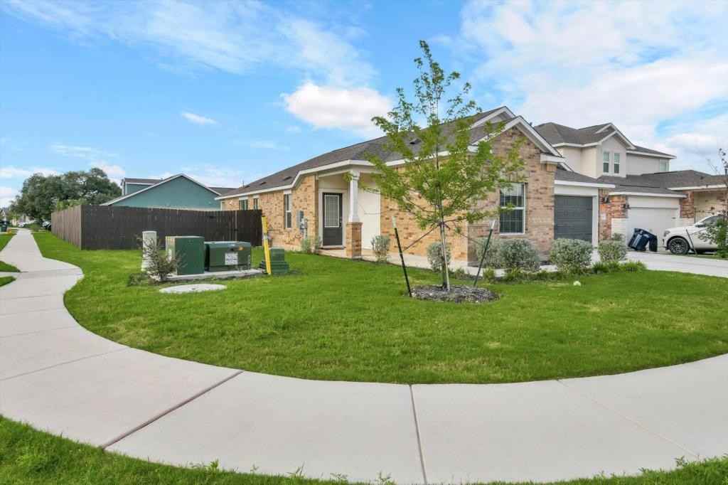 4240 Rimrock Rose Ln - Photo 2 of 30