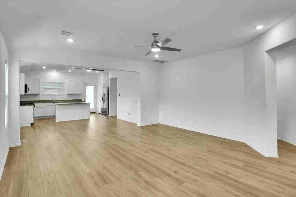 4240 Rimrock Rose Ln - Photo 5 of 30