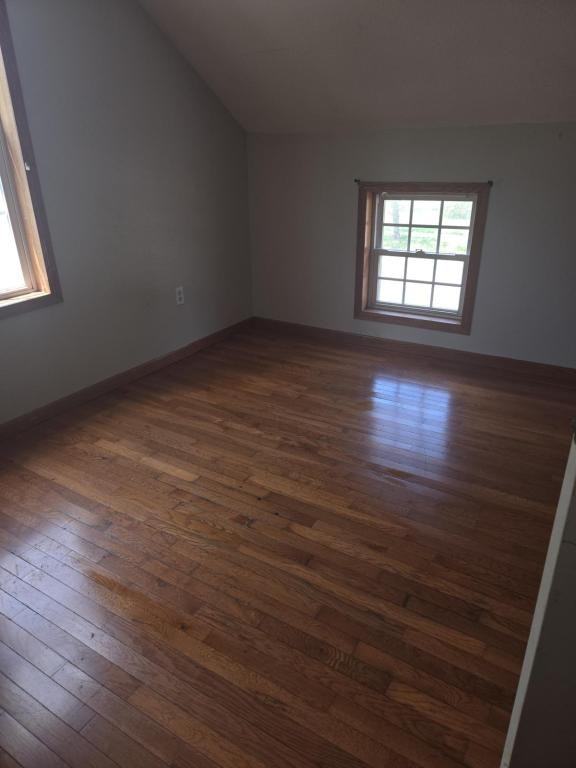 2326 Crawford Ave - Photo 3 of 15
