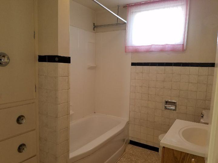 641 1/2 Avenue D - Photo 5 of 6