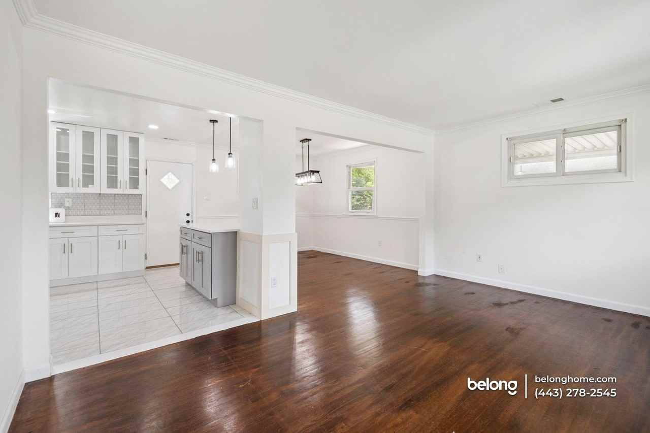 3009 Viceroy Ave - Photo 2 of 17