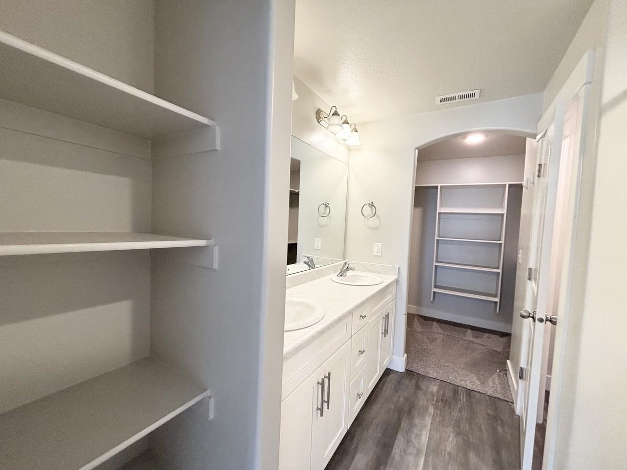 3742 W Canyon Falls Dr #1 - Photo 2 of 37