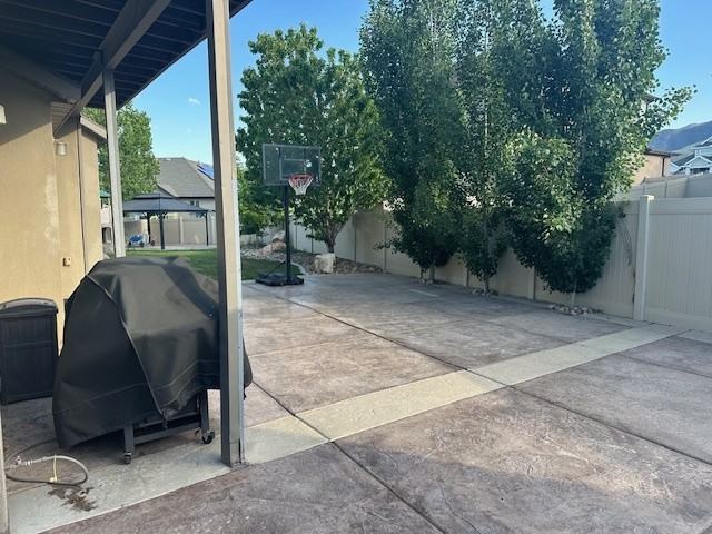 2743 S Lavender Ln - Photo 3 of 47