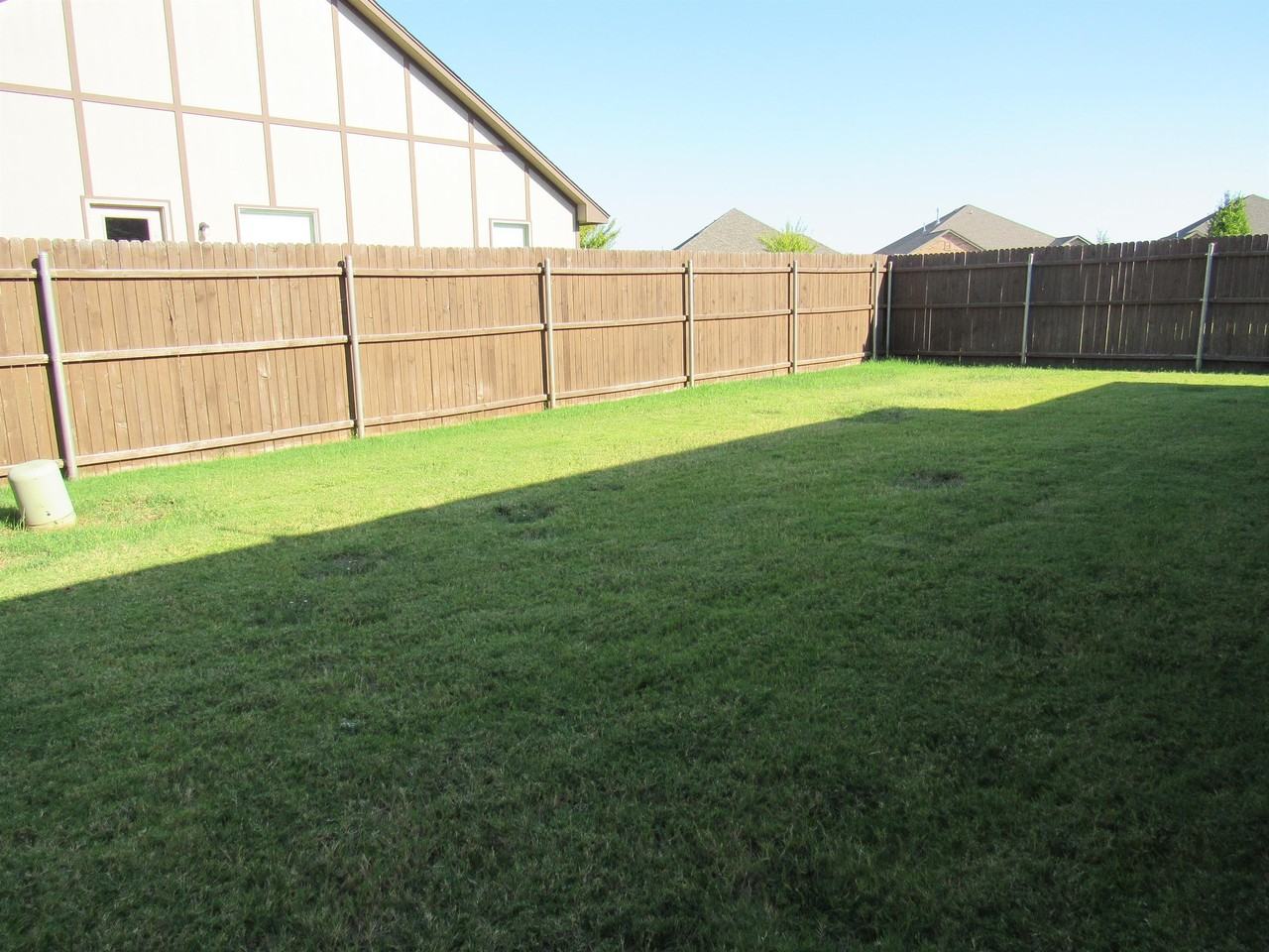 17516 Black Hawk Dr #15032184 - Photo 5 of 37