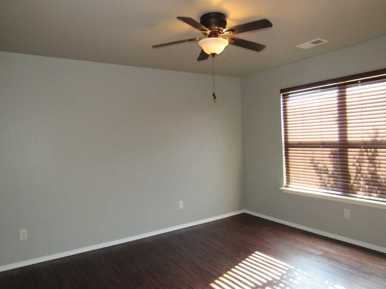 17516 Black Hawk Dr #15032184 - Photo 3 of 37