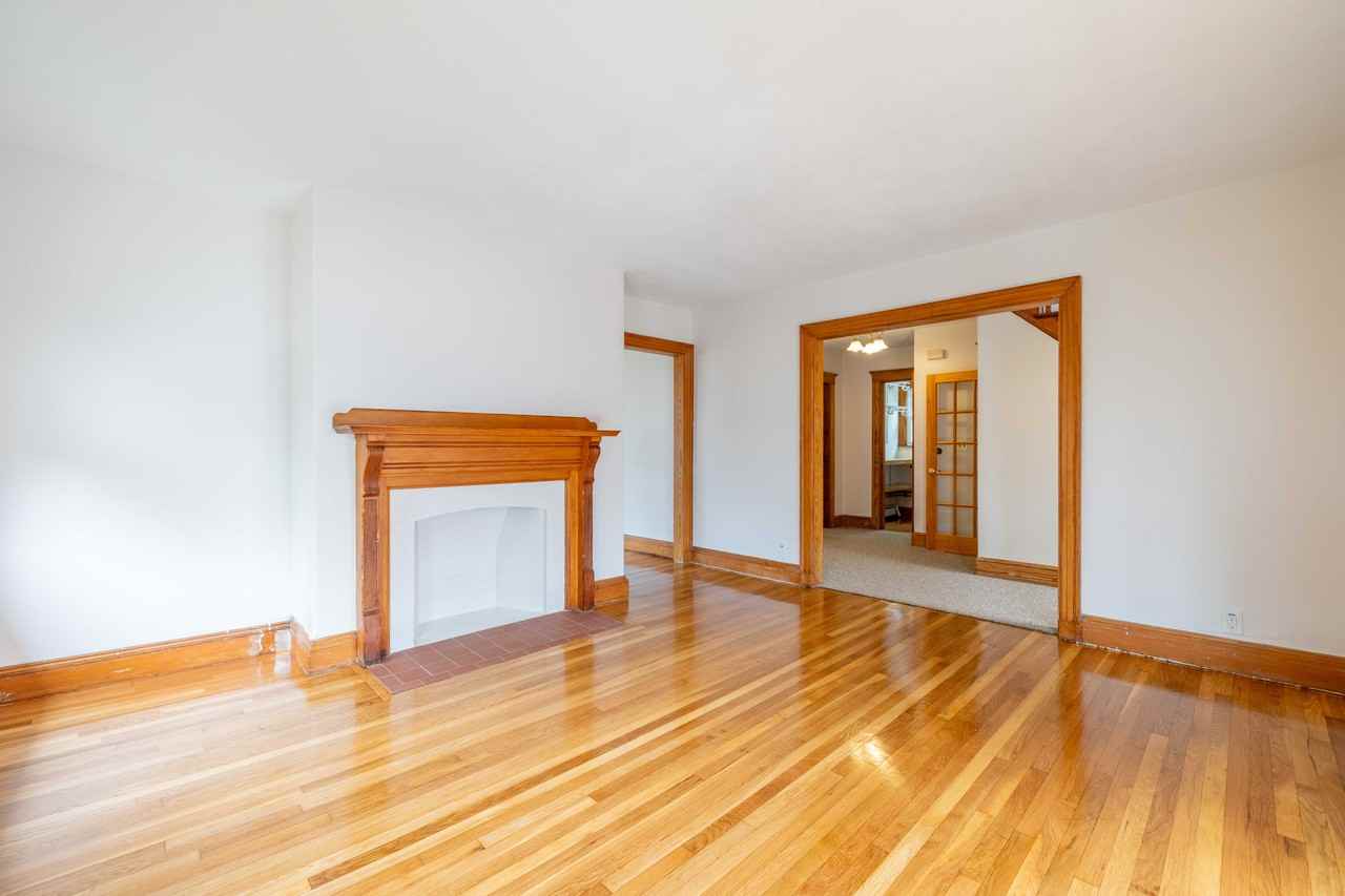 18 Hawthorn Rd #2 - Photo 3 of 33