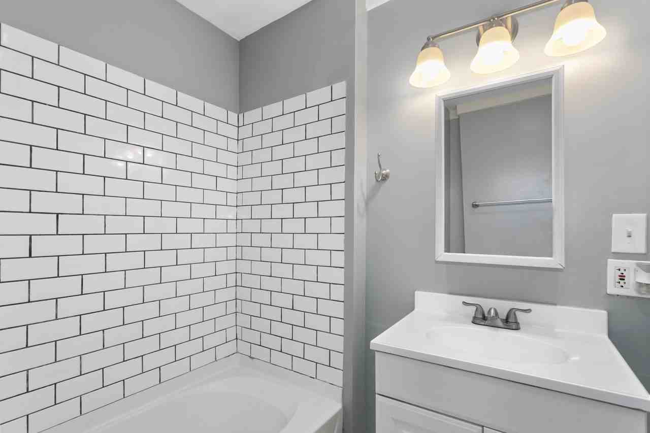 4132 Locust St #1 - Photo 3 of 22