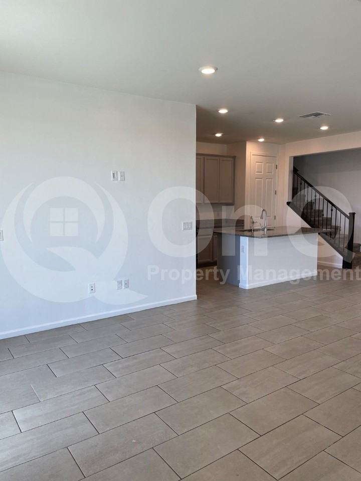 10296 S Cienega Knolls Loop - Photo 6 of 25