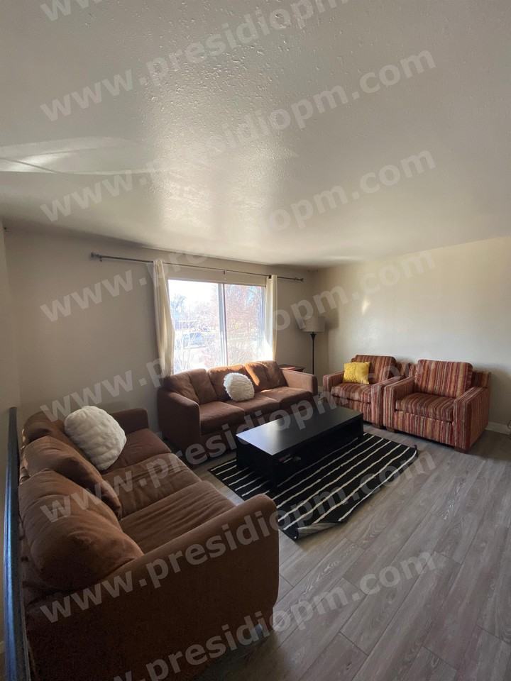 455 Eastnorth - Photo 2 of 16