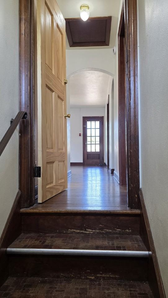 514 S Memorial Dr - Photo 2 of 17