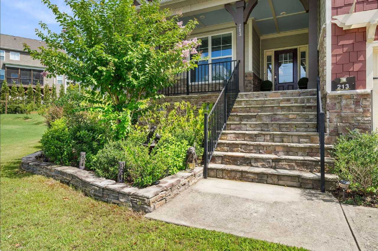 213 Fawn Hollow Ct - Photo 3 of 33
