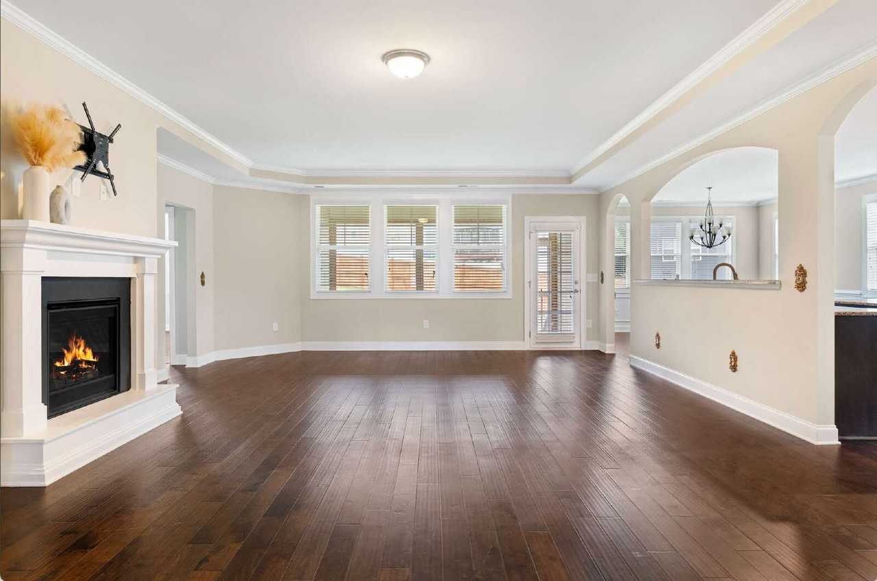 213 Fawn Hollow Ct - Photo 6 of 33
