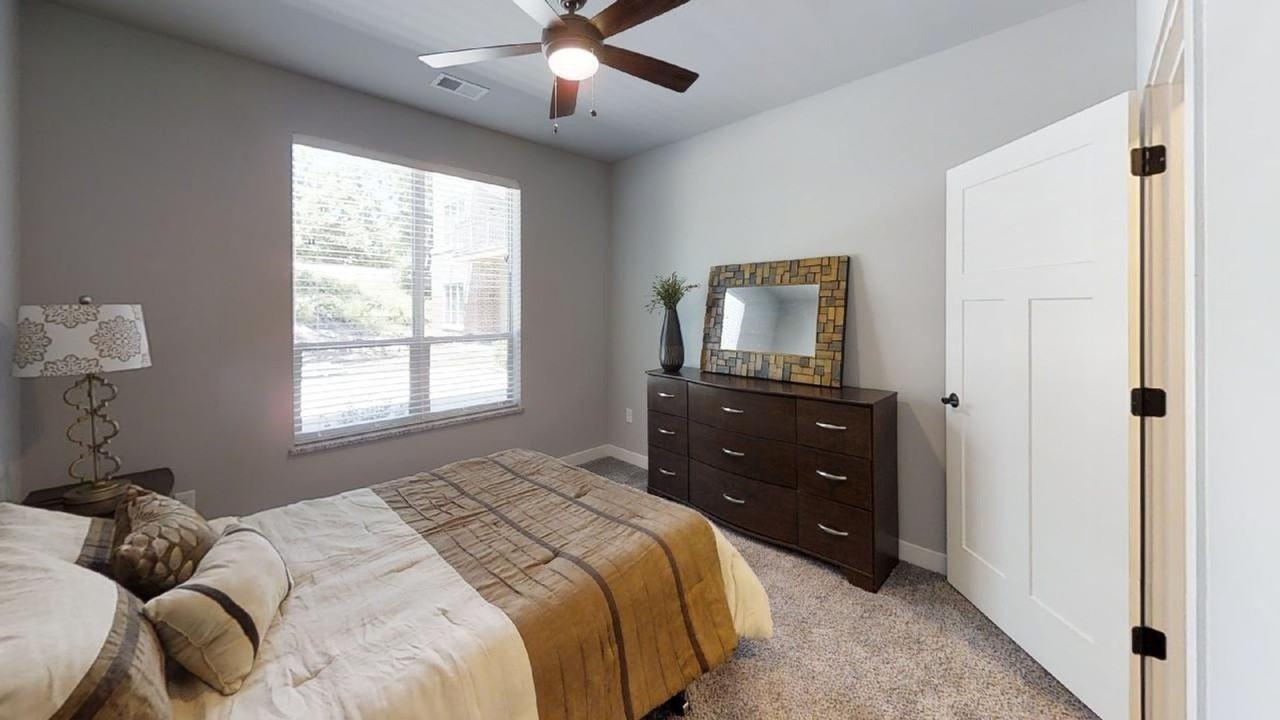 Jefferson Crossing - Photo 5 of 36