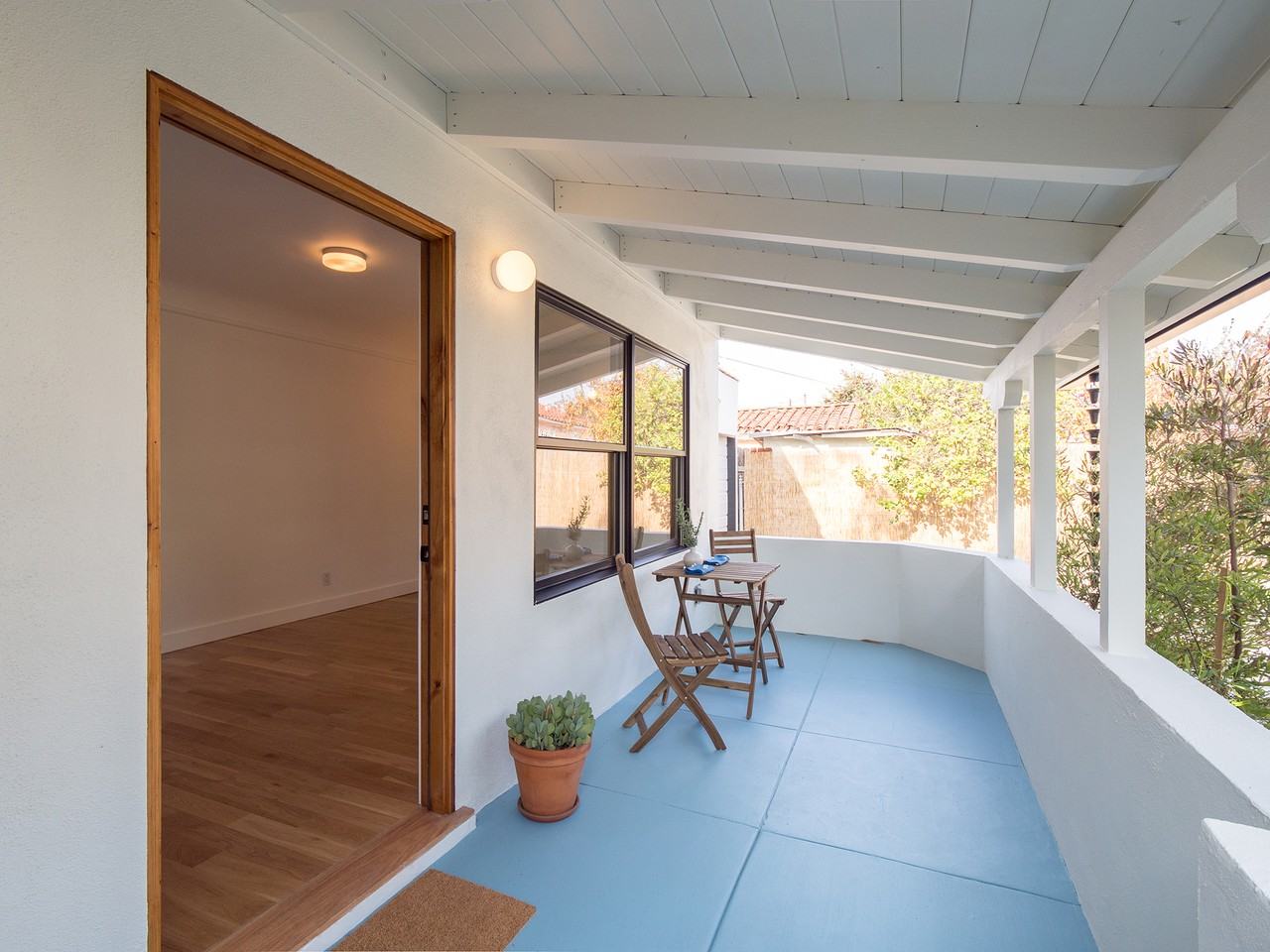 2907 1/2 12th Avenue - Photo 3 of 15