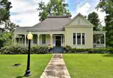 321 West Barbour Street - Photo 1 of 1