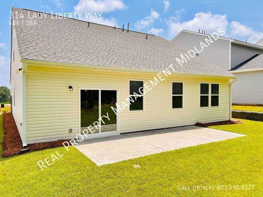 LADY LIBERTY & - Photo 3 of 25