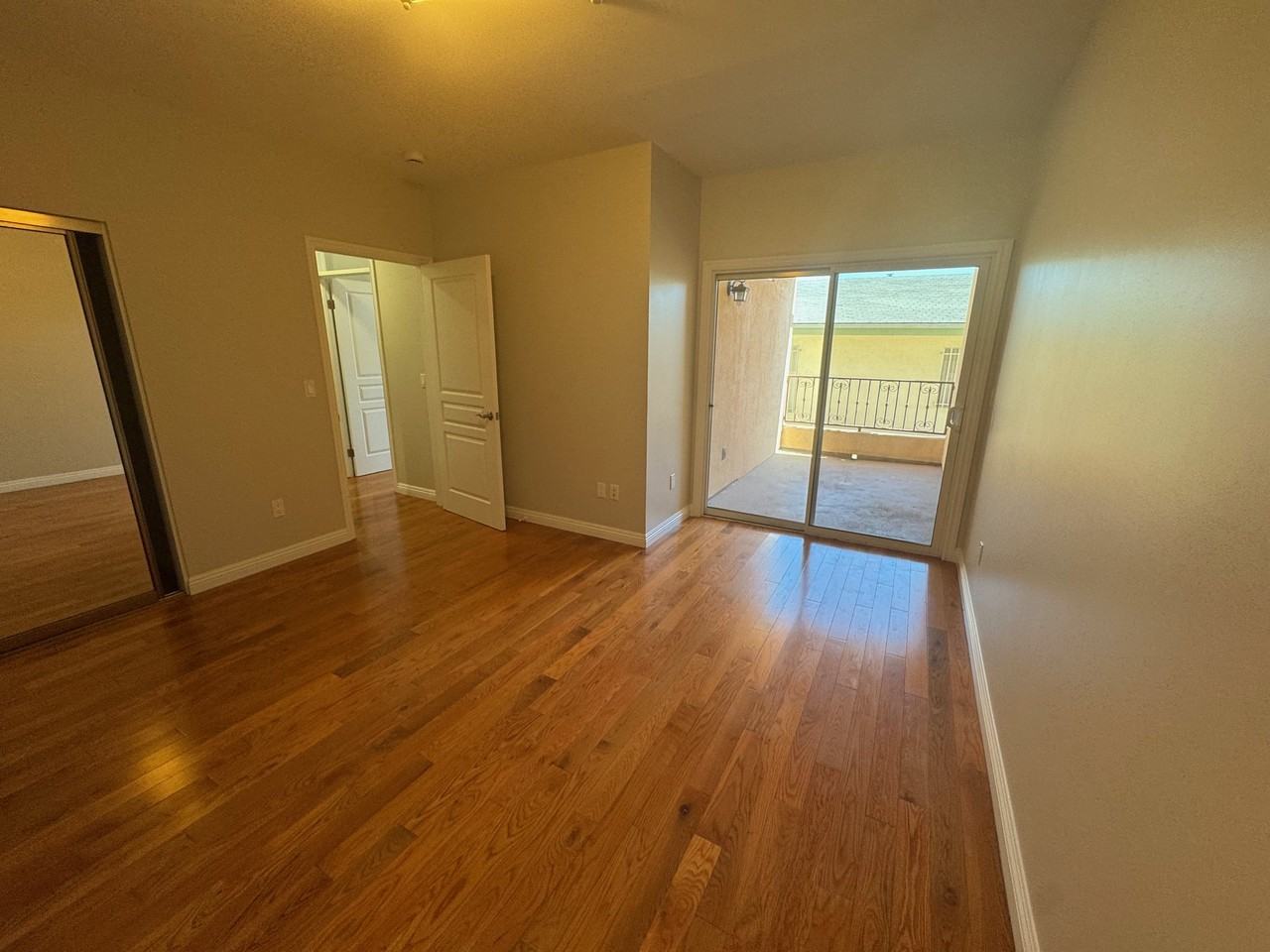 1466 S Bedford St #202 - Photo 5 of 9