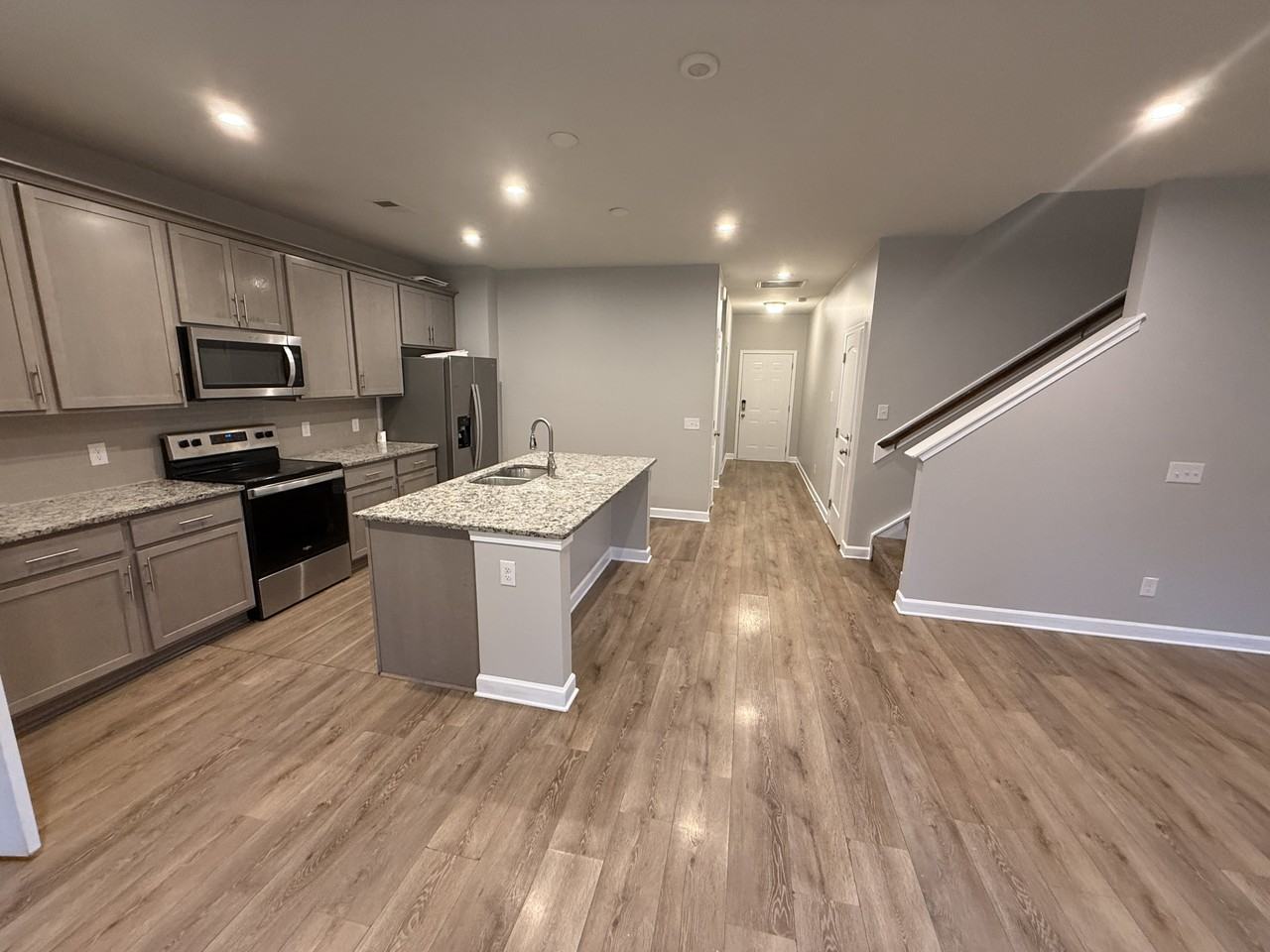 2120 Postings Pt #NA - Photo 2 of 29