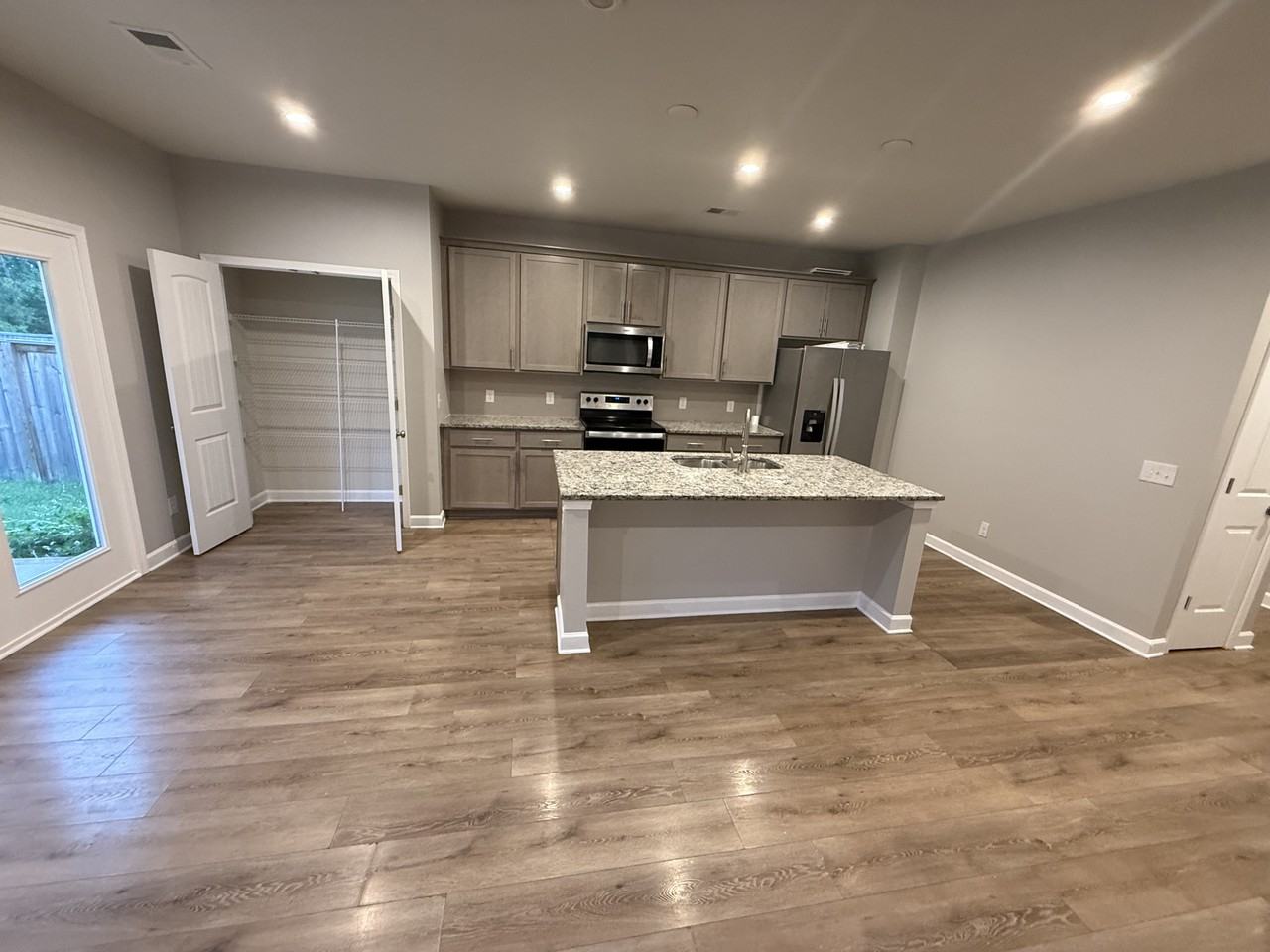 2120 Postings Pt #NA - Photo 3 of 29