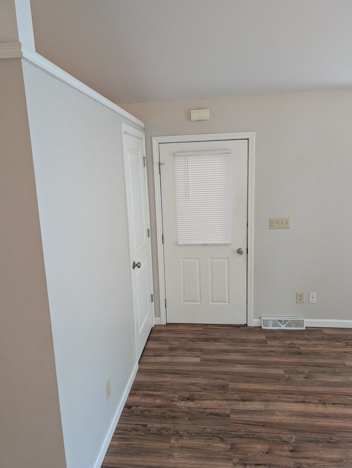 5502 Gordon St #NA - Photo 3 of 19