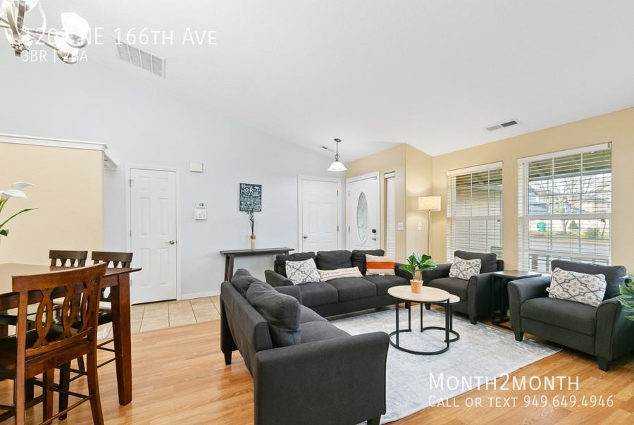 1207 Ne 166th Ave - Photo 5 of 31