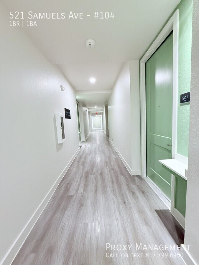 521 Samuels Ave #104 - Photo 2 of 11