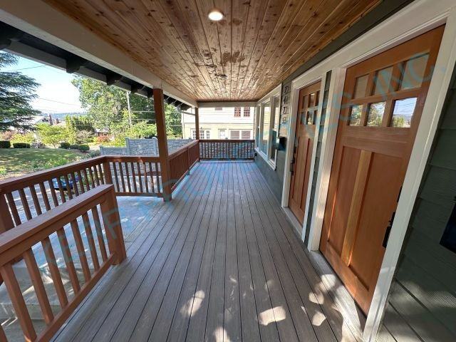 2427 Se Lincoln St - Photo 2 of 20