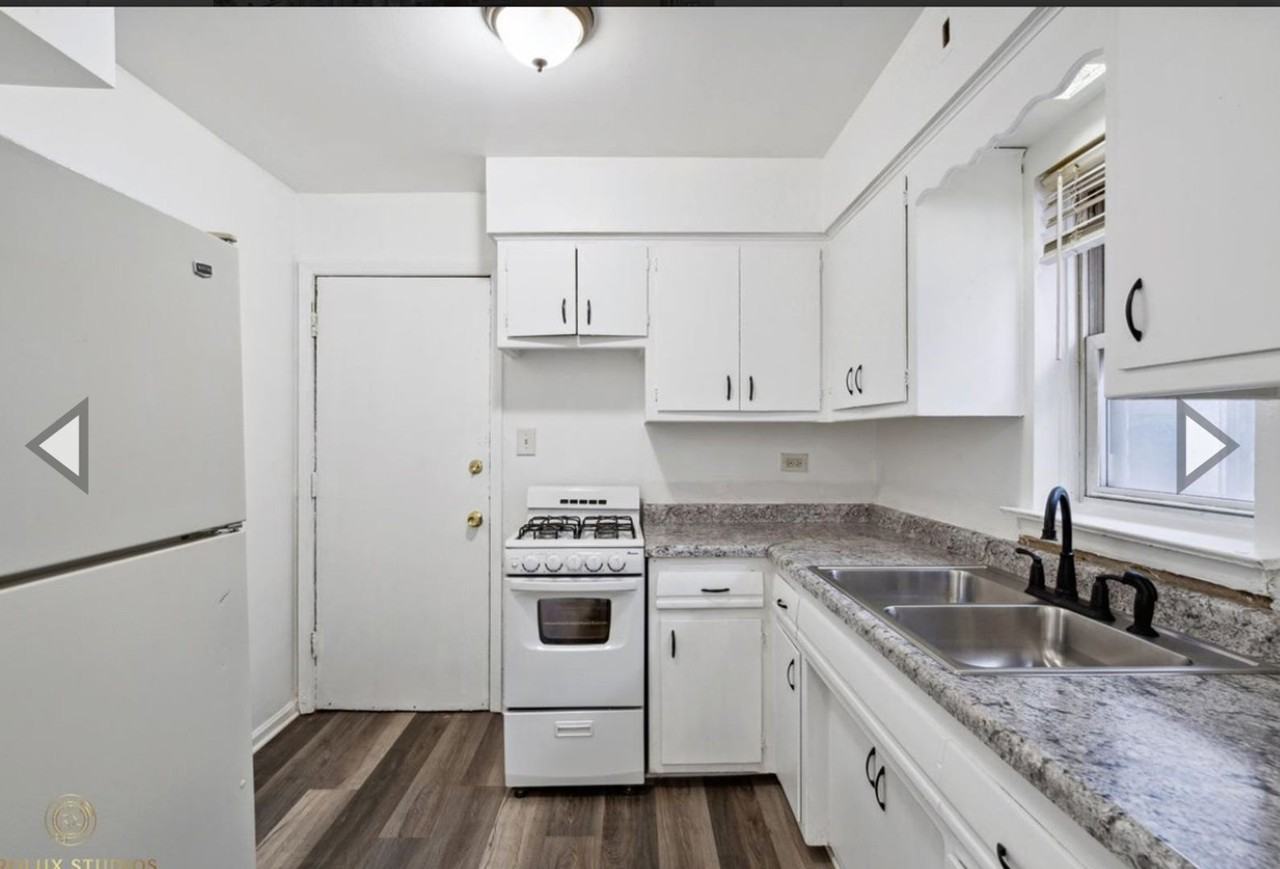 1208 S 49th Ct #11 - Photo 3 of 11