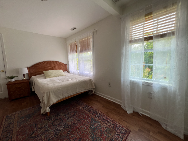 2400 Block Perry St #2ndFINLAW - Photo 2 of 6