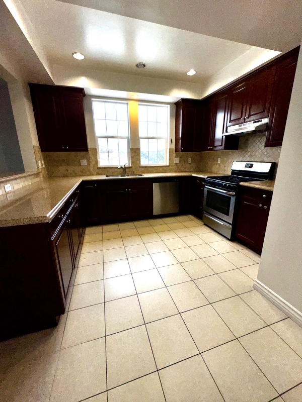 1130 E Colorado St #224 - Photo 2 of 14