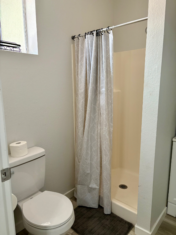 28409 Victoria Rd #1 - Photo 6 of 26