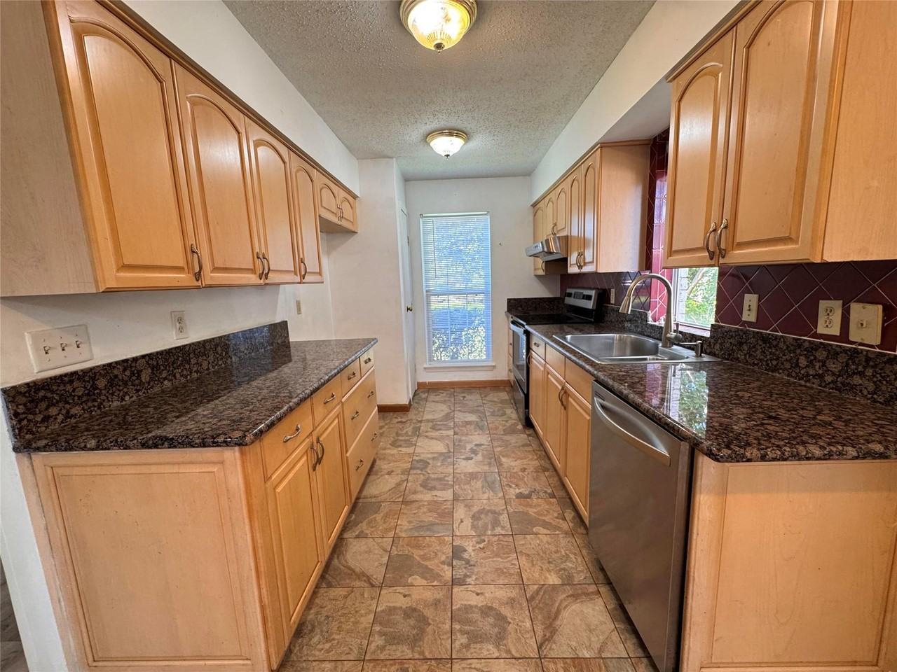 1804 Serenade Ln - Photo 3 of 15