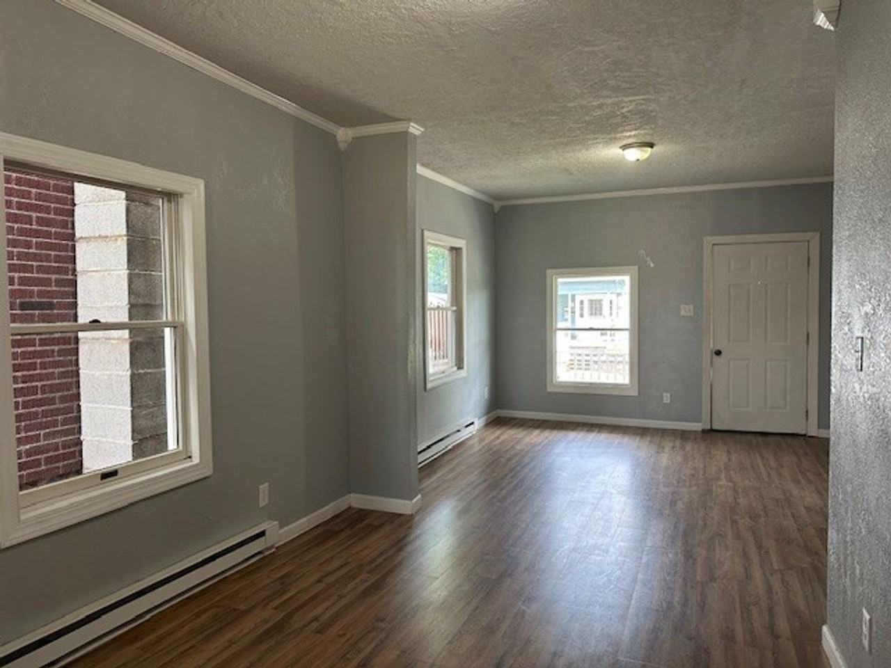 16 Locust St - Photo 3 of 13