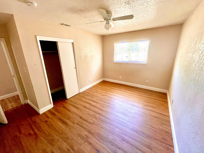 312 Silver Eagle Rd - Photo 3 of 12