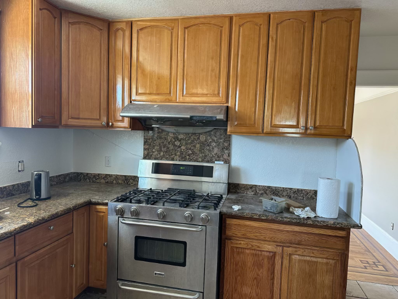 1151 75th Ave - Photo 2 of 6