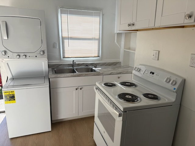 11926 Ambaum Blvd Sw #14 - Photo 2 of 7