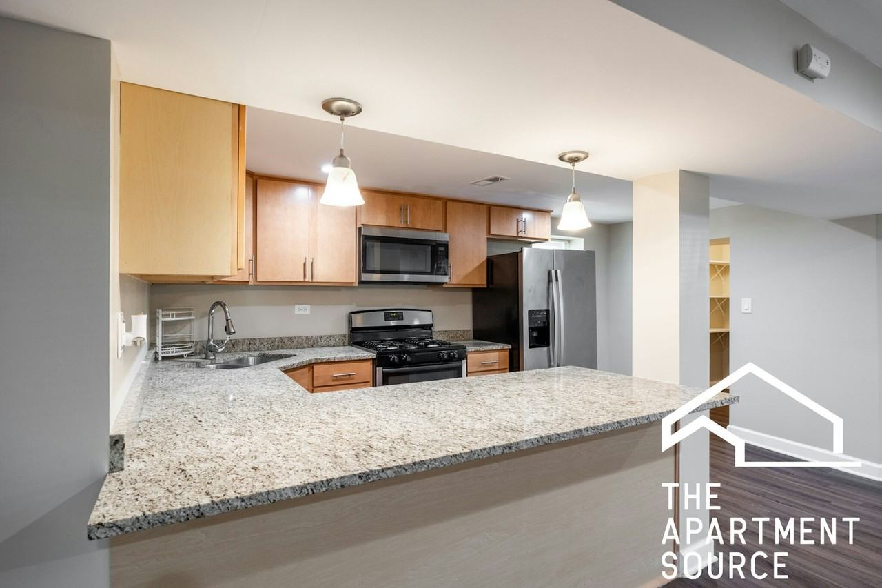 2118 North Avers Avenue, Unit G - Photo 6 of 18