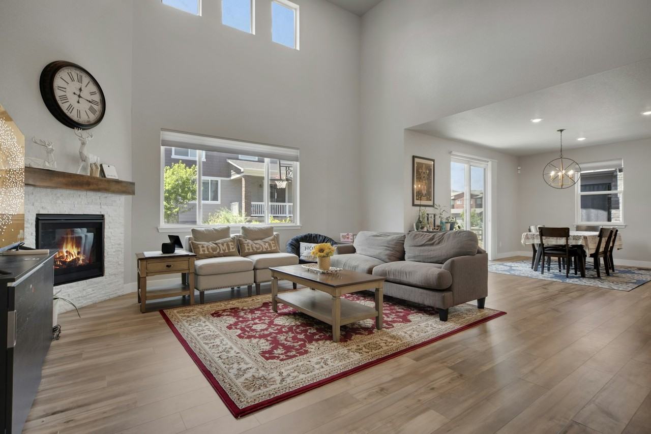 9836 Banner Peak Street - Photo 3 of 36