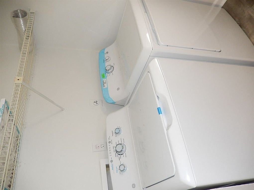 4885 Old Bainbridge Road - Photo 5 of 19