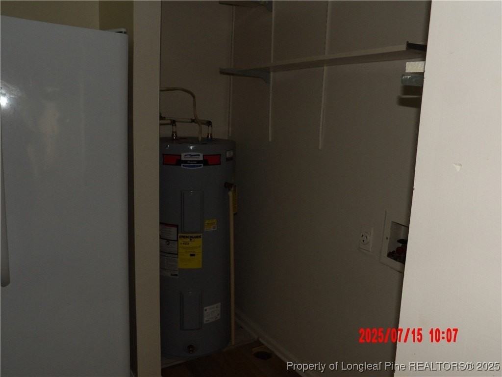 4627 Keg Ct - Photo 3 of 19